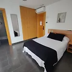 Manel Konukevi 3*