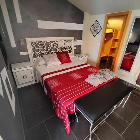 Manel Guest house Pineda de Mar