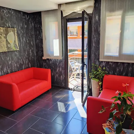 Guest house Manel 2*