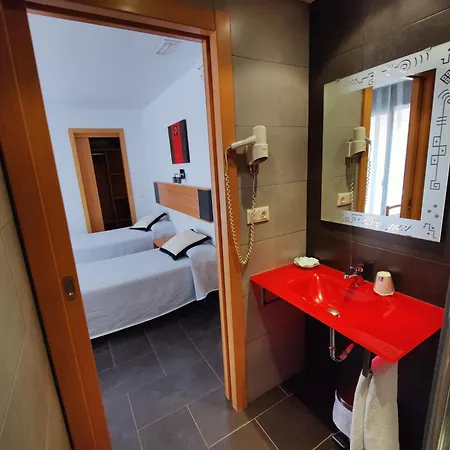 Guest house Manel 2*