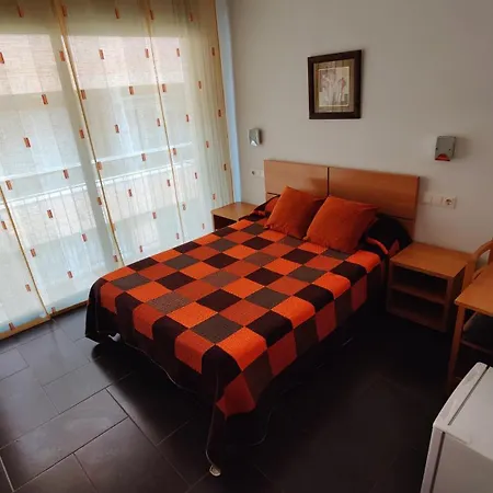 Guest house Manel 2*