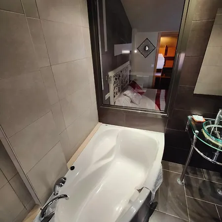 Manel Guest house