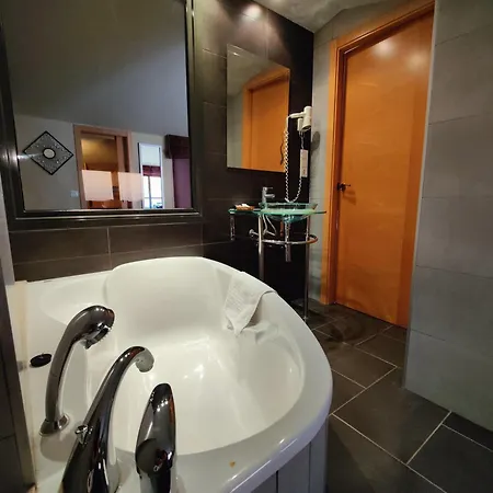 Guest house Manel 2*